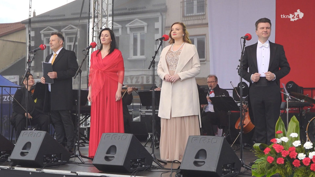 Końskie: Klasyczny koncert na 3 Maja. Posłuchajcie fragmentów [wideo, zdjęcia]