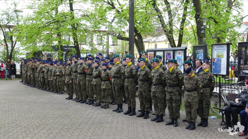 Końskie: Pierwsze takie święto na rynku! 232. rocznica Uchwalenia Konstytucji 3 Maja [wideo, zdjęcia]