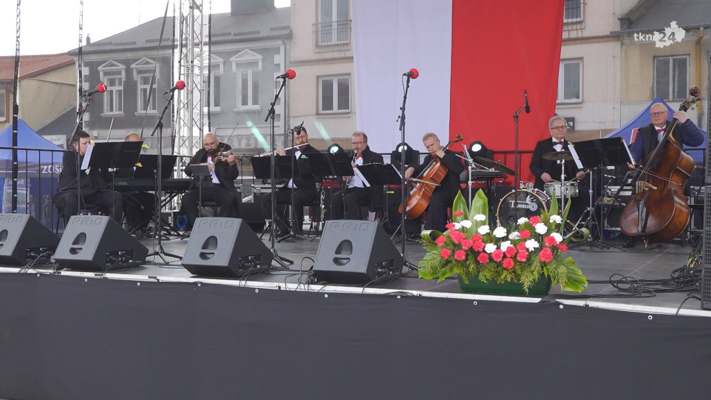 Końskie: Klasyczny koncert na 3 Maja. Posłuchajcie fragmentów [wideo, zdjęcia]