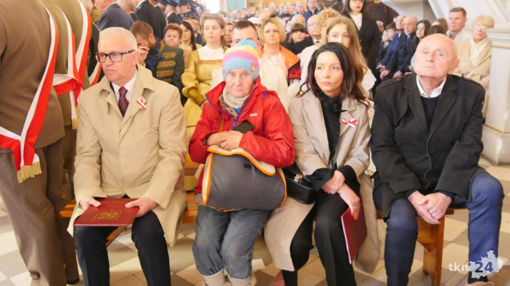Końskie: Pierwsze takie święto na rynku! 232. rocznica Uchwalenia Konstytucji 3 Maja [wideo, zdjęcia]