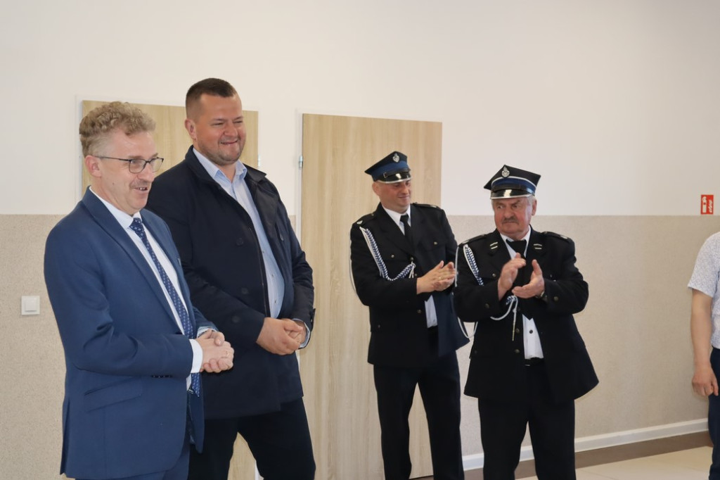 Uroczyście otworzyli nową świetlicę wiejską w Wąsoszu [zdjęcia]