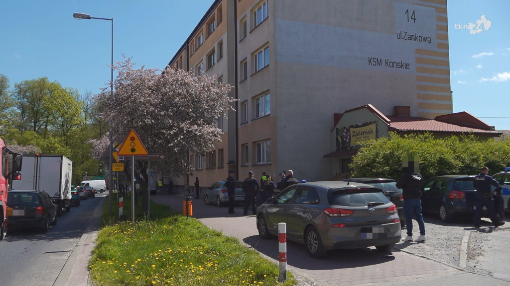 Materiały wybuchowe w centrum Końskich. Na miejscu działają służby [zdjęcia]