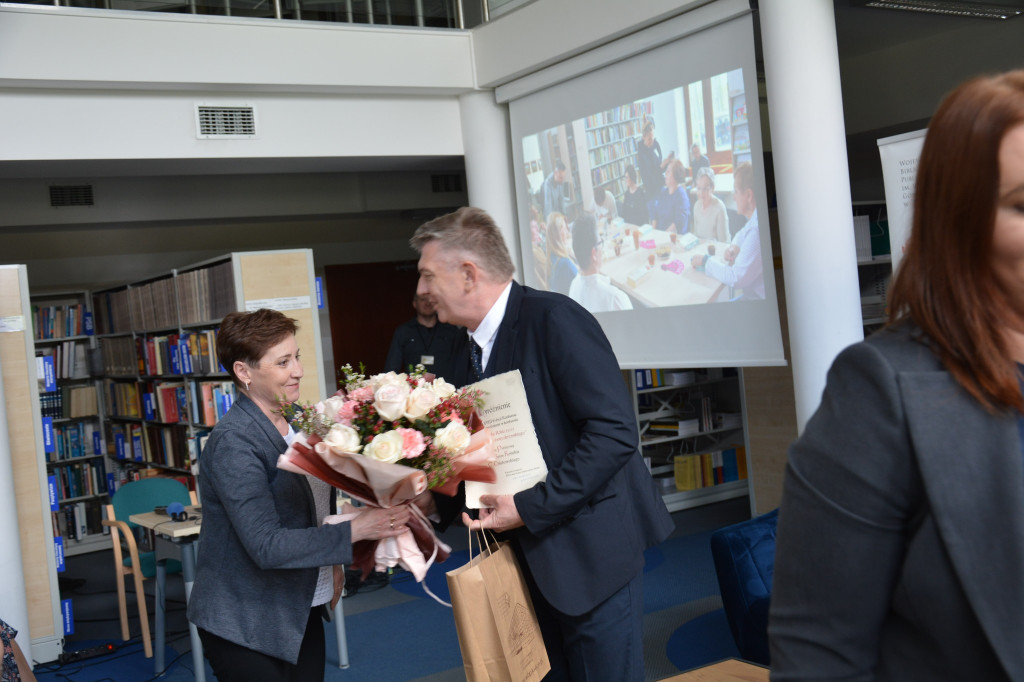 Konecka Biblioteka i burmistrz Obratański nagrodzeni w Kielcach [zdjęcia]