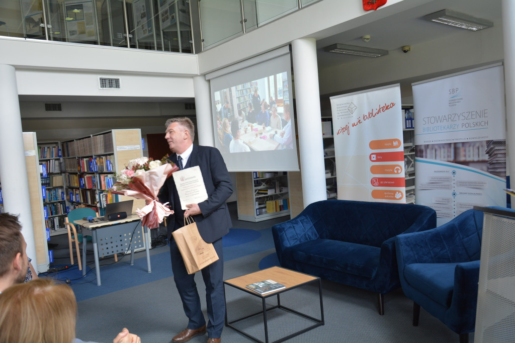 Konecka Biblioteka i burmistrz Obratański nagrodzeni w Kielcach [zdjęcia]