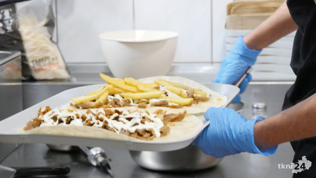 Kebabian z letnim ogródkiem i nowymi godzinami otwarcia! [wideo, zdjęcia]