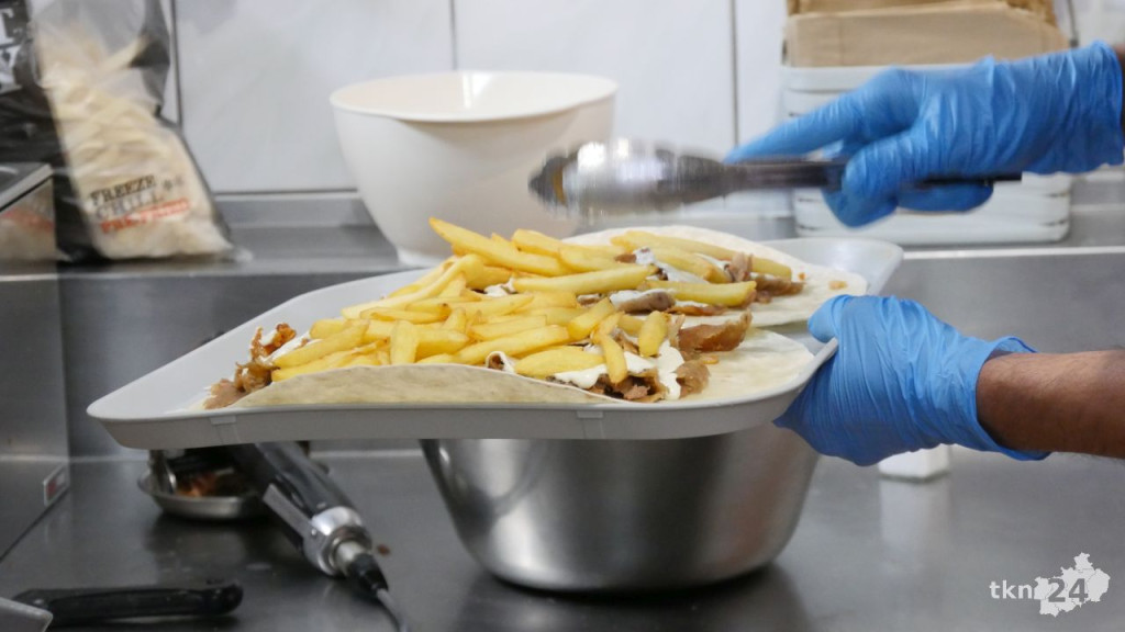 Kebabian z letnim ogródkiem i nowymi godzinami otwarcia! [wideo, zdjęcia]