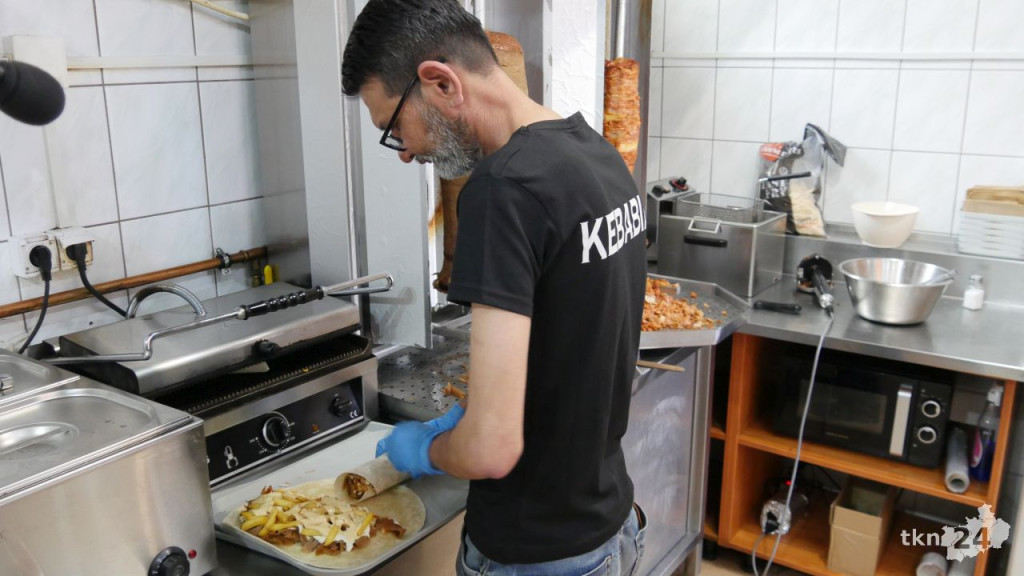 Kebabian z letnim ogródkiem i nowymi godzinami otwarcia! [wideo, zdjęcia]