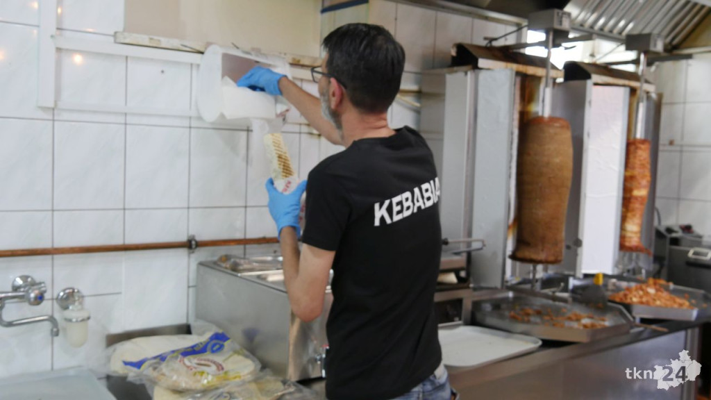 Kebabian z letnim ogródkiem i nowymi godzinami otwarcia! [wideo, zdjęcia]