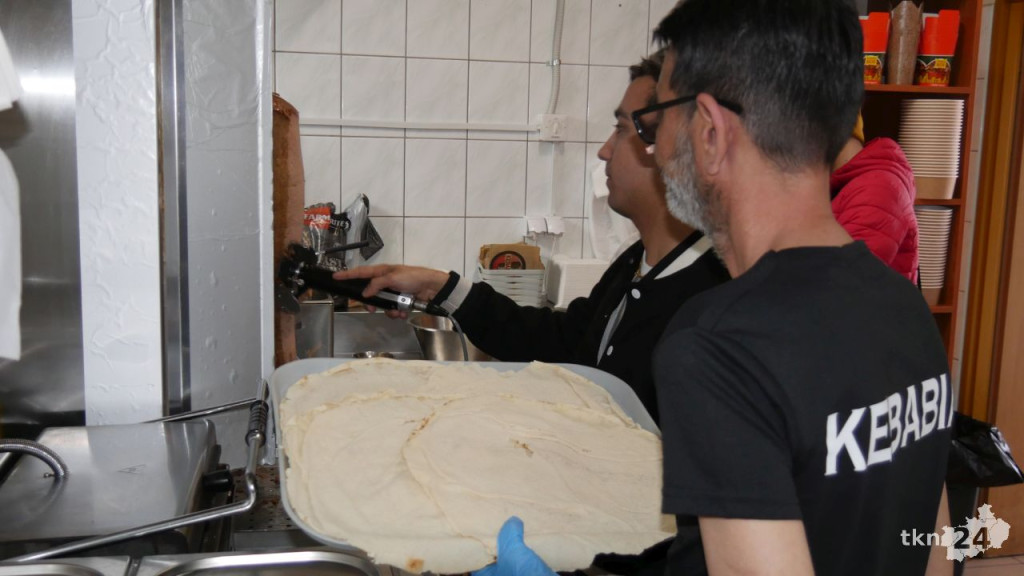 Kebabian z letnim ogródkiem i nowymi godzinami otwarcia! [wideo, zdjęcia]