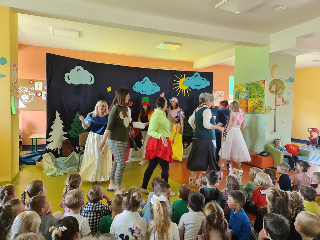 O zdrowiu na wesoło w Przedszkolu w Smykowie [zdjęcia]