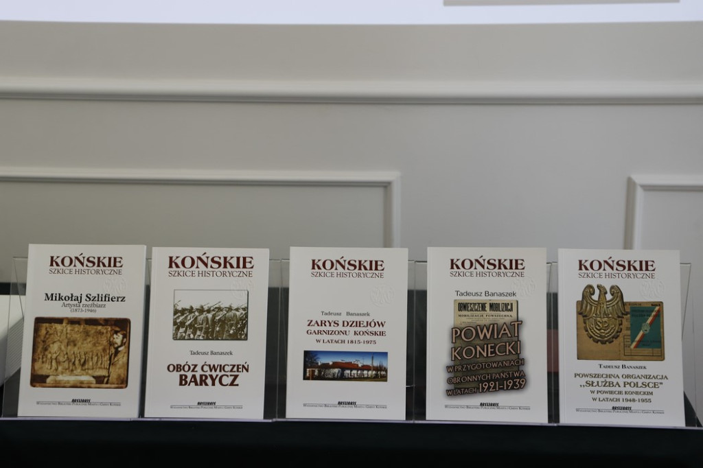 Spotkali się na seminarium w ramach XX Tygodnia Bibliotek [zdjęcia]