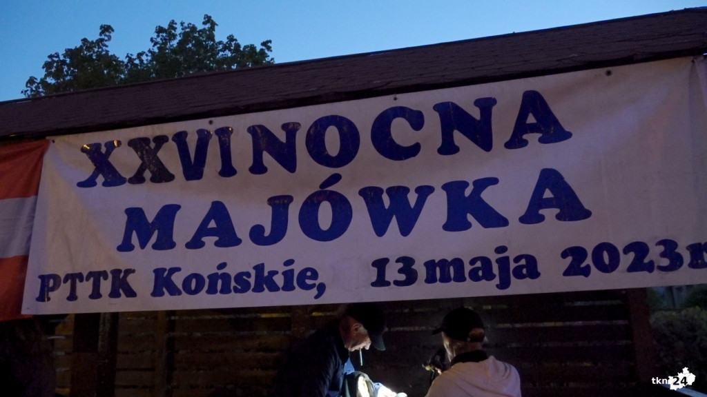 Już 26. raz nocą wędrowali po koneckich szlakach [wideo, zdjęcia]
