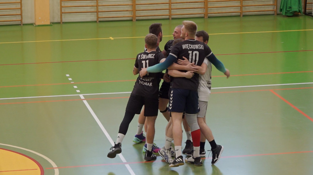 Fair Play Końskie z awansem do finału Pucharu Świętokrzyskiej Siatkówki! [wideo, zdjęcia]