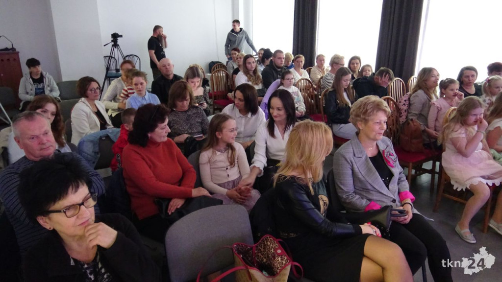 Nie ma jak u mamy. Wokaliści Studia Piosenki Vocalove w pięknym koncercie [wideo, zdjęcia]