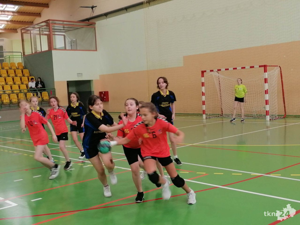 Stadnicka Wola wygrywa majowy turniej Olimpii Końskie [wideo, zdjęcia]