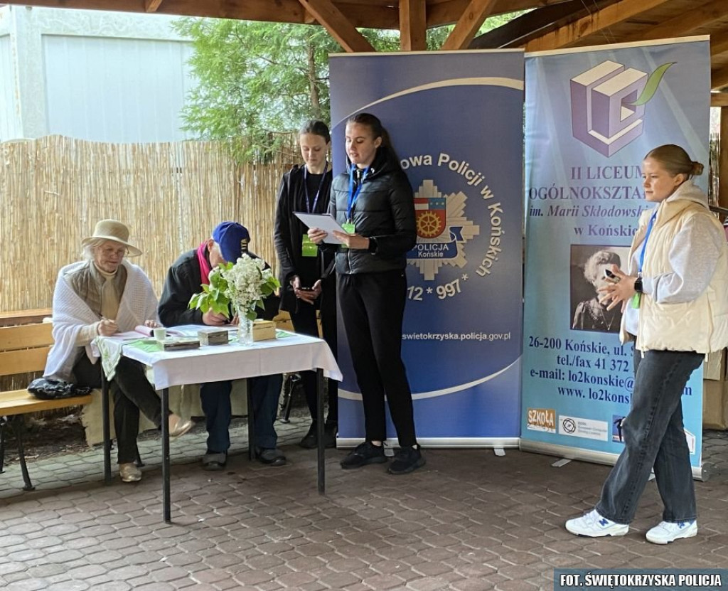 Edukowali seniorów o metodach oszustów [zdjęcia]