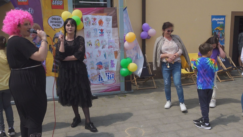 Sonic, SpongeBob, Wednesday! Najmłodsi zachwyceni festynem przy Centrum Zabawek [wideo, zdjęcia]