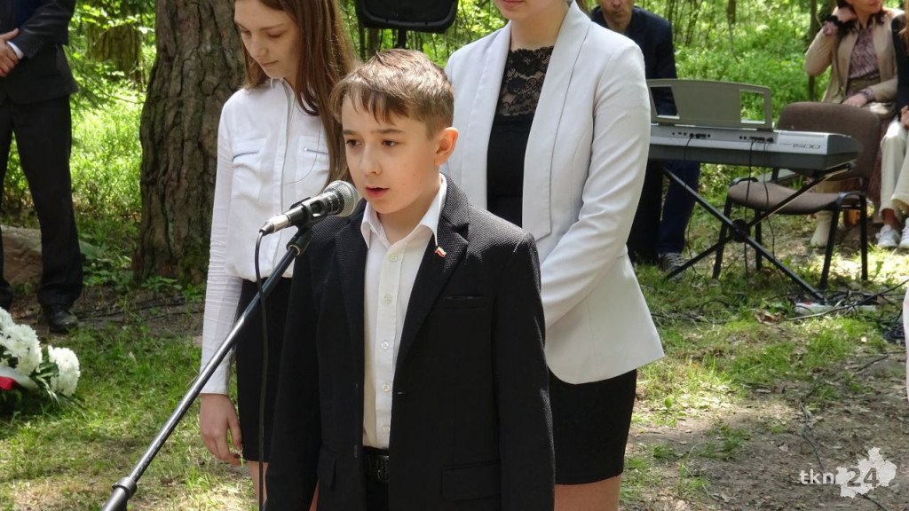 Spotykają się w Piekle by wspominać pomordowanych przez Niemców [wideo, zdjęcia]