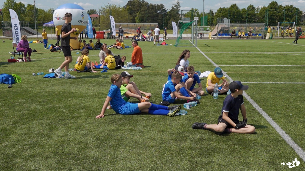 Championsi znów rywalizowali w Końskich. Grali też dla Bruna [wideo, zdjęcia]