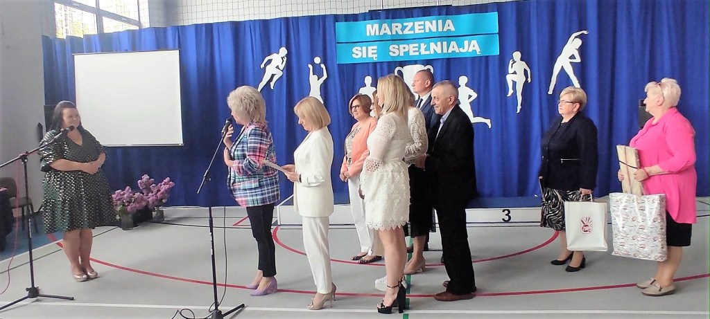 Sala gimnastyczna w Krasnej oficjalnie otwarta [zdjęcia]