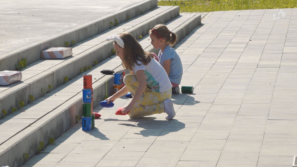 Stare gry przy nowym Centrum Kultury [wideo, zdjęcia]