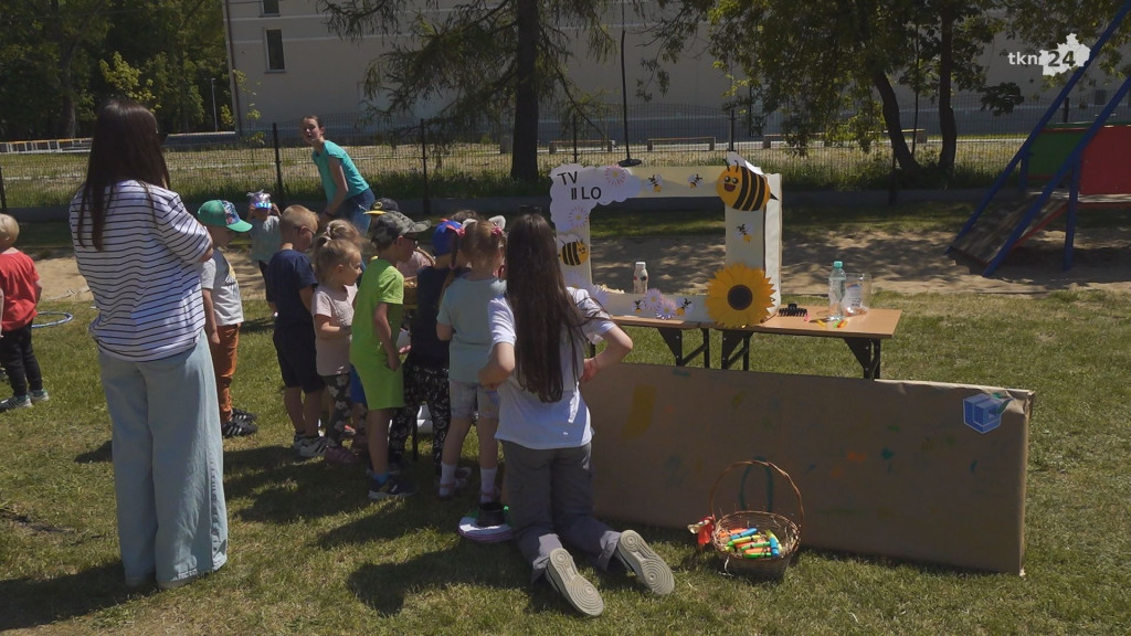 Profilaktyczny piknik na Dzień Dziecka w Końskich [wideo, zdjęcia]
