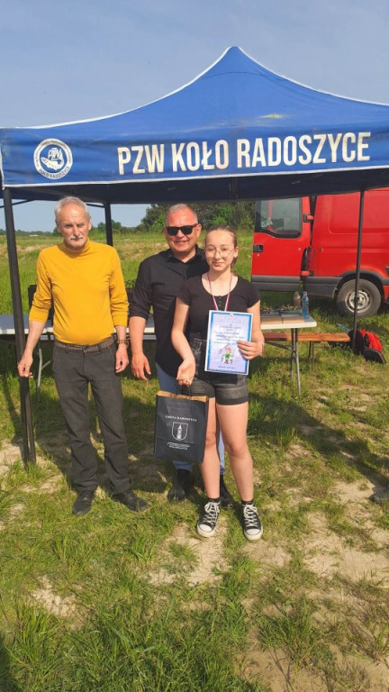 Wędkowanie na Dzień Dziecka w Radoszycach [zdjęcia]