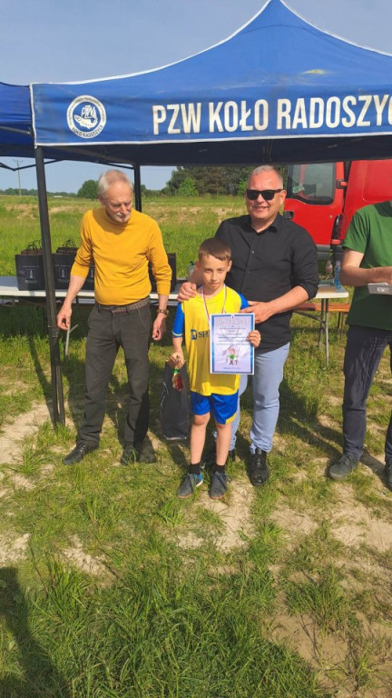 Wędkowanie na Dzień Dziecka w Radoszycach [zdjęcia]