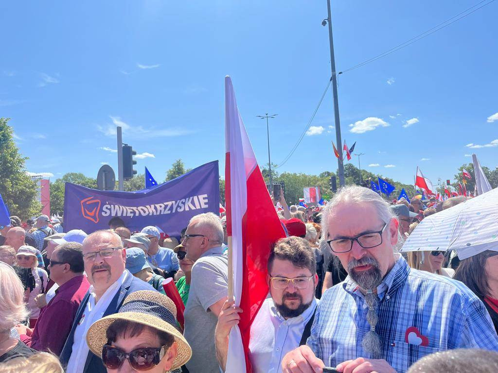 Kilkaset tysięcy ludzi na Marszu 4 Czerwca. Wśród nich Konecczanie [zdjęcia]