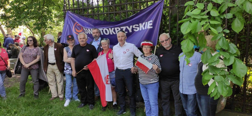 Kilkaset tysięcy ludzi na Marszu 4 Czerwca. Wśród nich Konecczanie [zdjęcia]