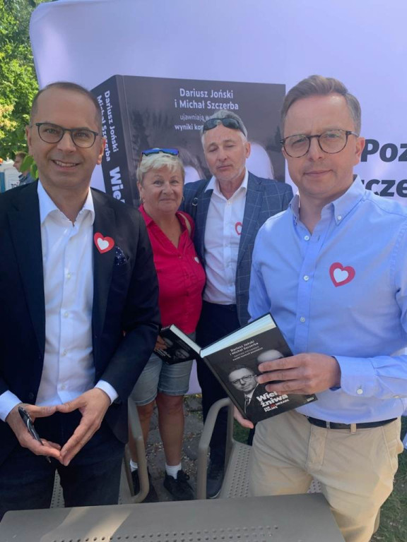 Kilkaset tysięcy ludzi na Marszu 4 Czerwca. Wśród nich Konecczanie [zdjęcia]
