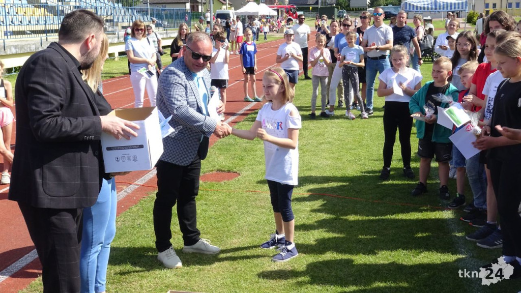 Ekologicznie i sportowo na Dzień Dziecka w Radoszycach [wideo, zdjęcia]