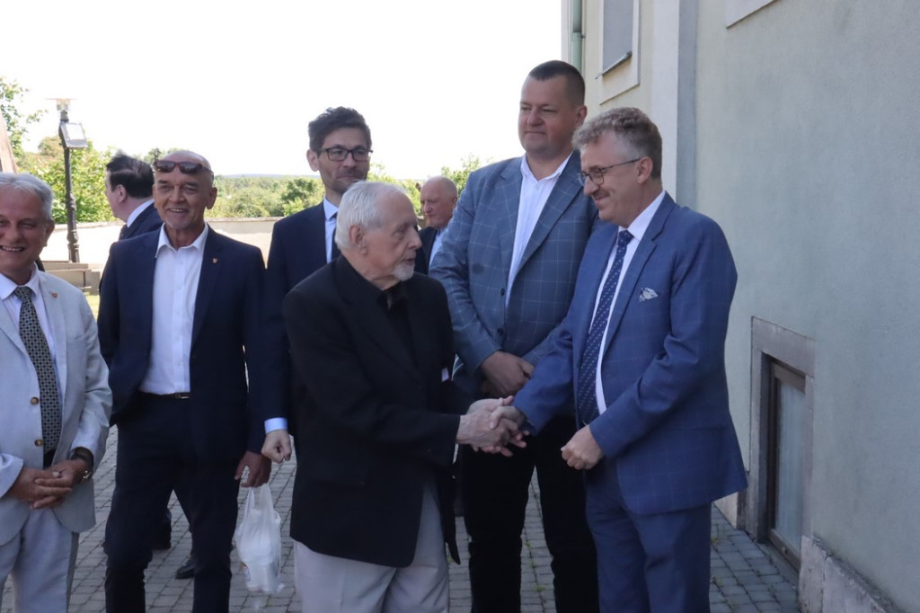 W 79. lat po brawurowej akcji rozbicia więzienia w Końskich [zdjęcia]