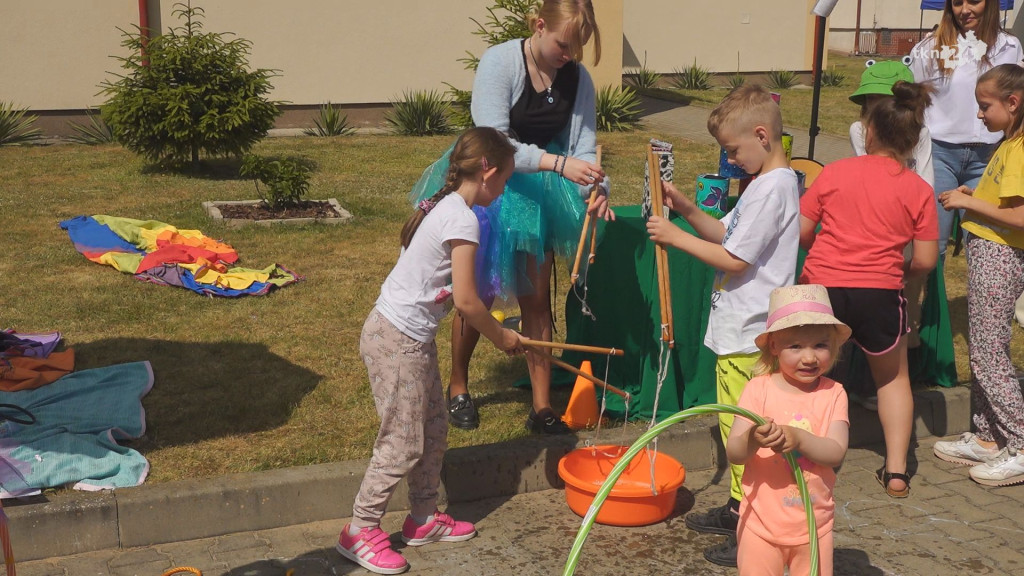 Kolorowo i radośnie na Dniu Dziecka w Gowarczowie [wideo, zdjęcia]