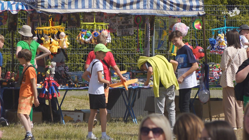 Kolorowo i radośnie na Dniu Dziecka w Gowarczowie [wideo, zdjęcia]