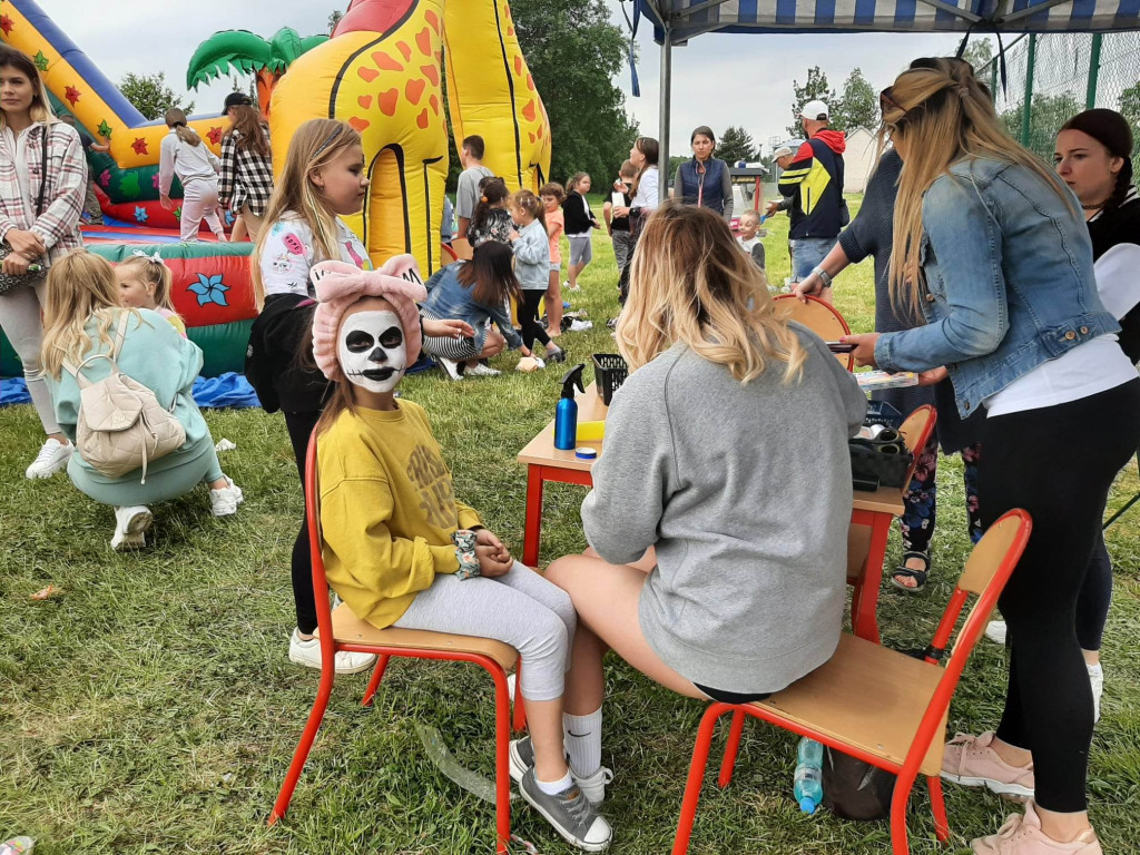 Bawili się i pomagali podczas Dnia Dziecka w Kłucku [zdjęcia]