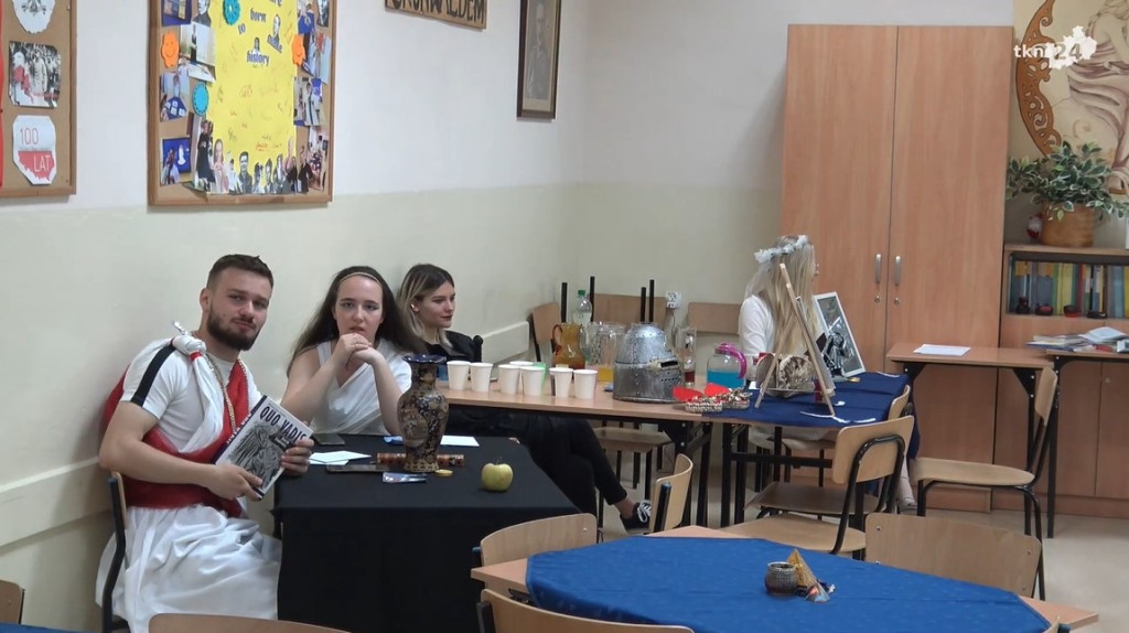 Gra terenowa na dzień otwarty II LO w Końskich [wideo, zdjęcia]