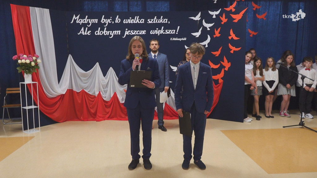 PSP 1 w Stąporkowie już ze sztandarem! [wideo, zdjęcia]