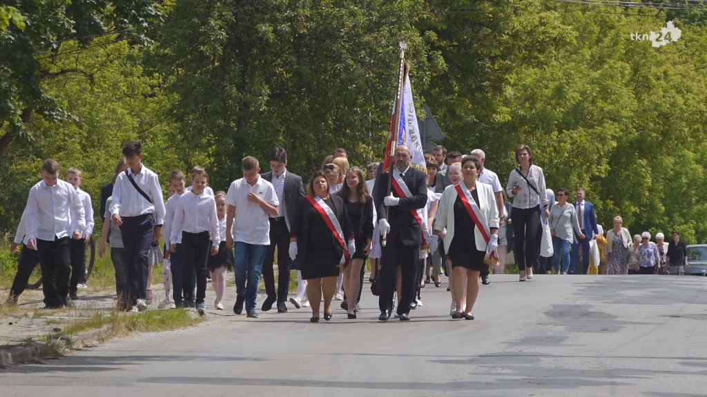 PSP 1 w Stąporkowie już ze sztandarem! [wideo, zdjęcia]