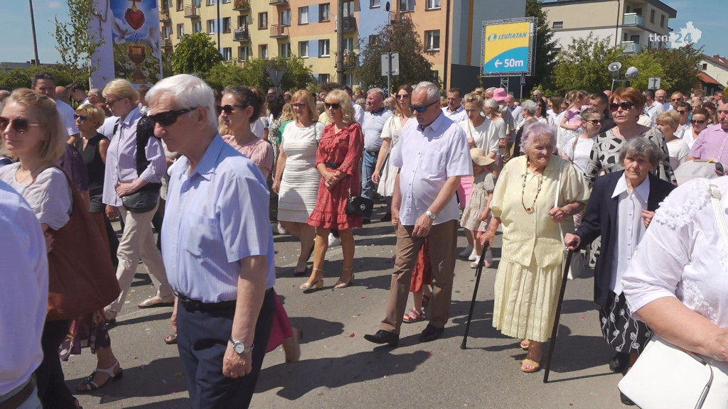 Boże Ciało 2023 w Końskich [wideo, zdjęcia]