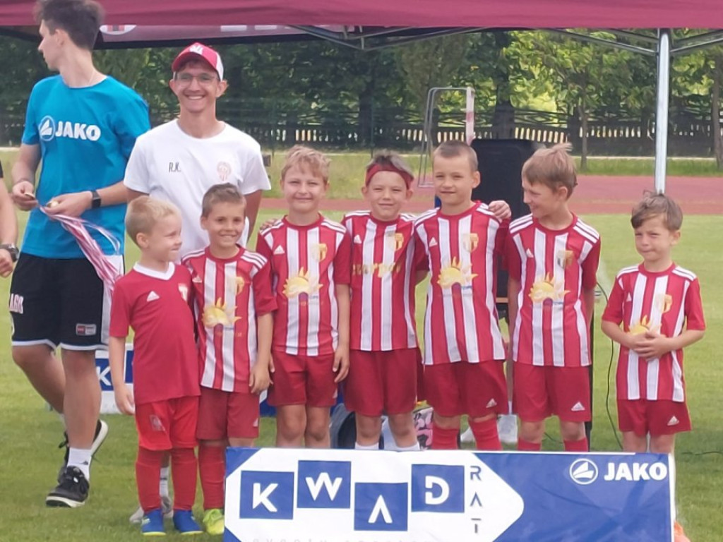 Radoszyce Summer Cup. Najmłodsi piłkarzy rywalizowali na murawie [zdjęcia]