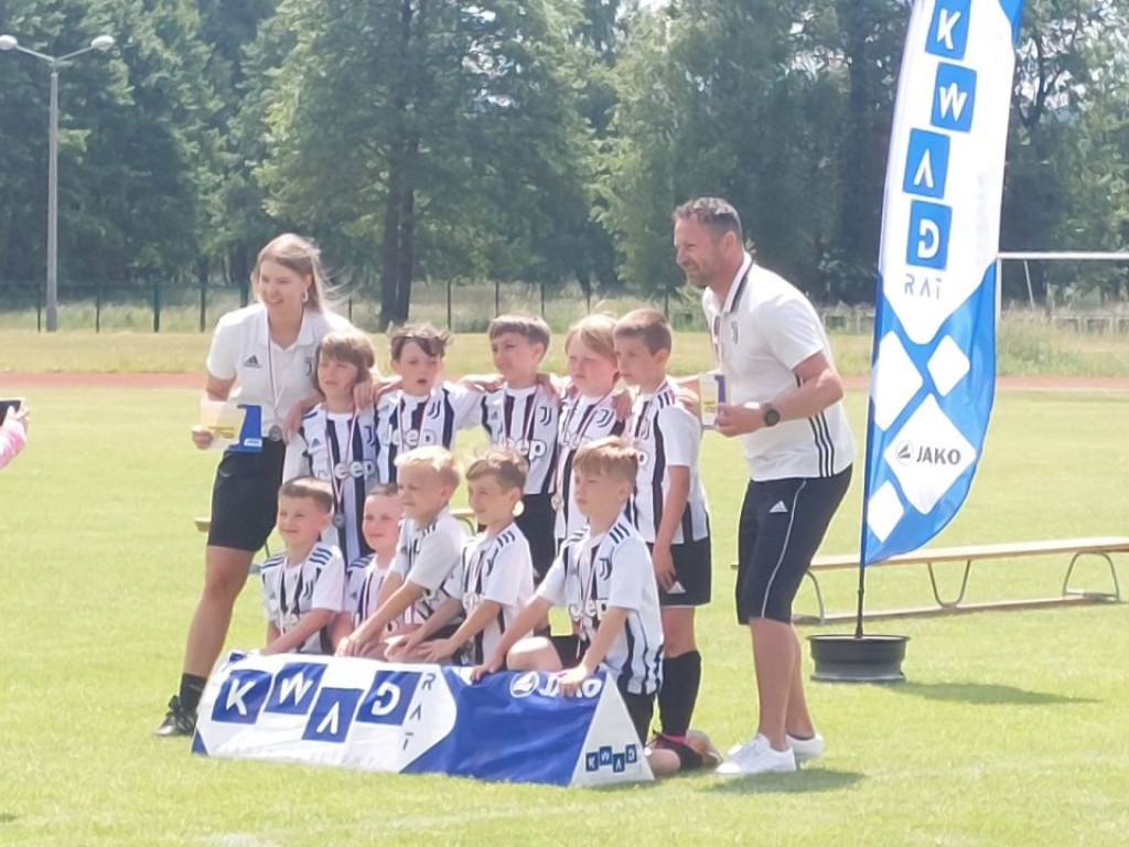 Radoszyce Summer Cup. Najmłodsi piłkarzy rywalizowali na murawie [zdjęcia]