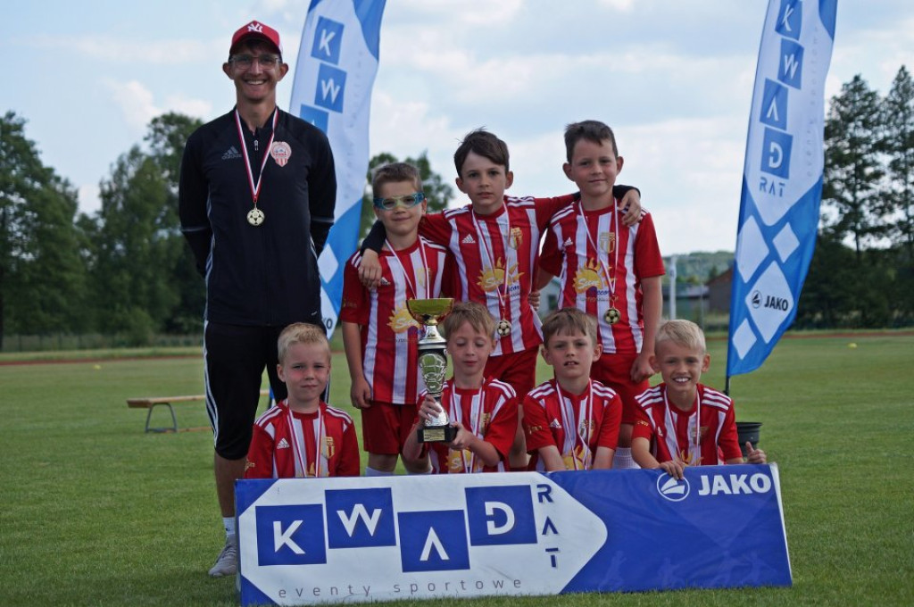 Radoszyce Summer Cup. Najmłodsi piłkarzy rywalizowali na murawie [zdjęcia]