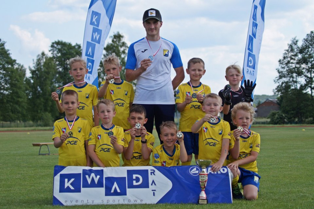 Radoszyce Summer Cup. Najmłodsi piłkarzy rywalizowali na murawie [zdjęcia]