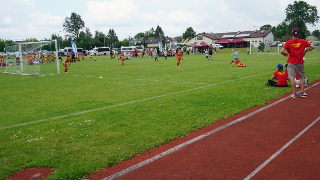 Radoszyce Summer Cup. Najmłodsi piłkarzy rywalizowali na murawie [zdjęcia]