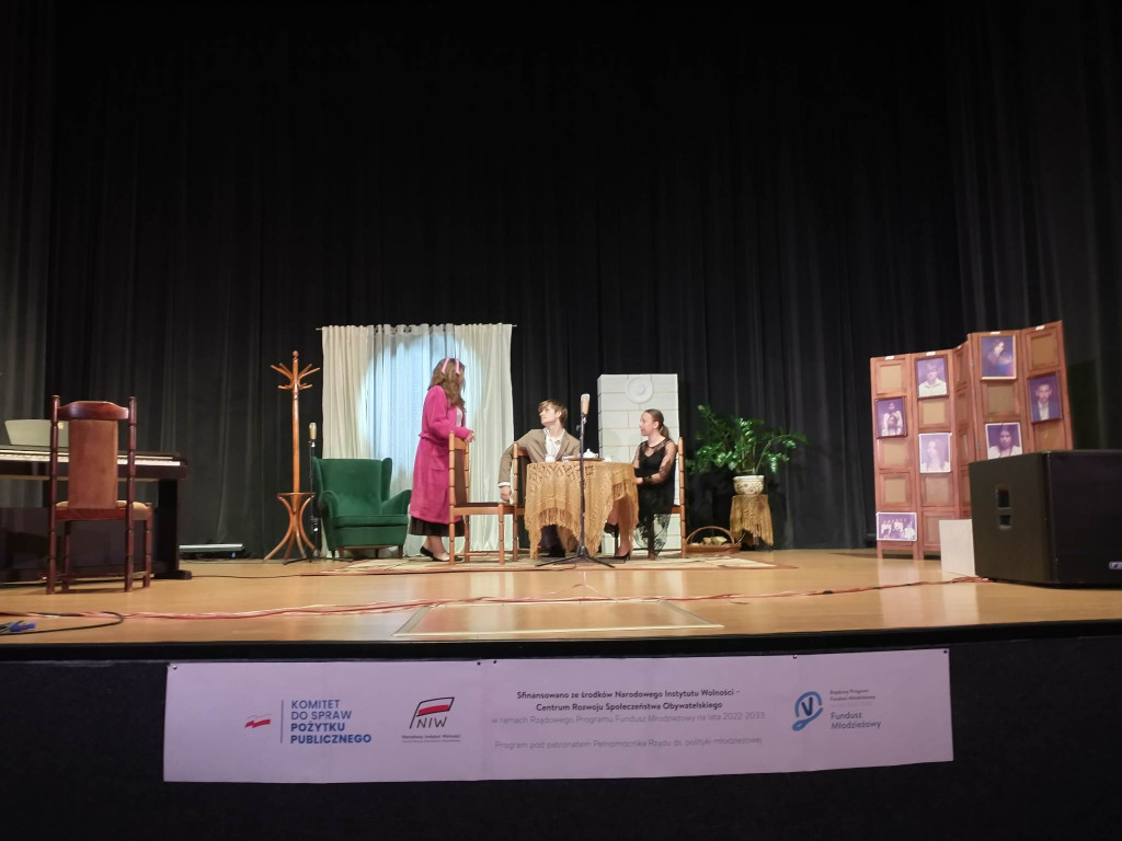Stąporkowska młodzież przygotowała Festiwal Sportowo-Naukowy [zdjęcia]
