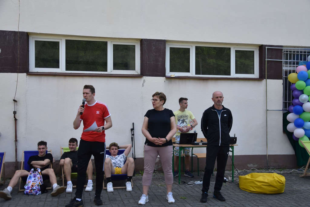 Stąporkowska młodzież przygotowała Festiwal Sportowo-Naukowy [zdjęcia]