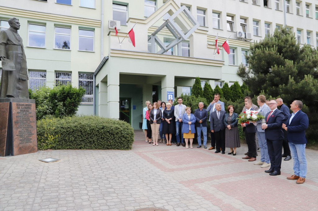 Starostwo pamięta o swoim patronie bł. ks. Kazimierzu Sykulskim [zdjęcia]