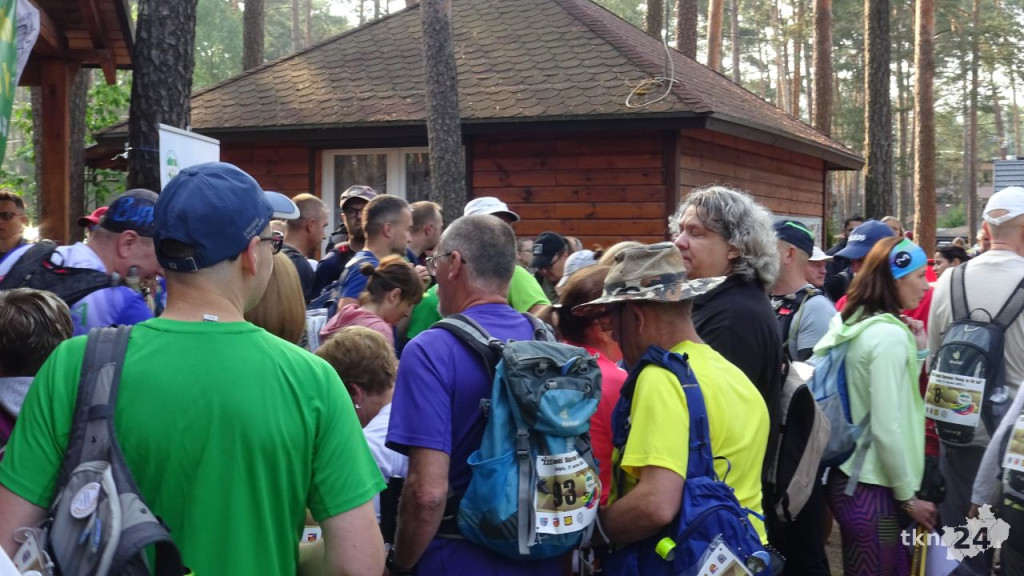 50 km po szlakach Konecczyzny. 31. Konecki Maraton Pieszy [wideo, zdjęcia]