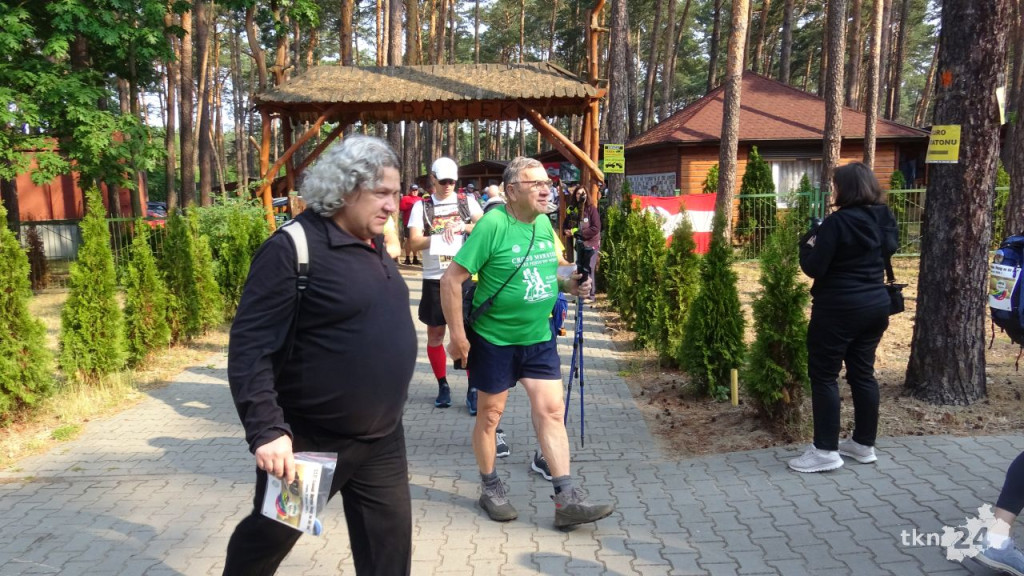 50 km po szlakach Konecczyzny. 31. Konecki Maraton Pieszy [wideo, zdjęcia]